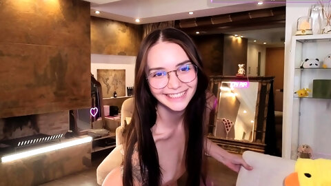 Brunette Solo Webcam Masturbation